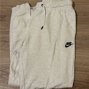Nike Sweatpants